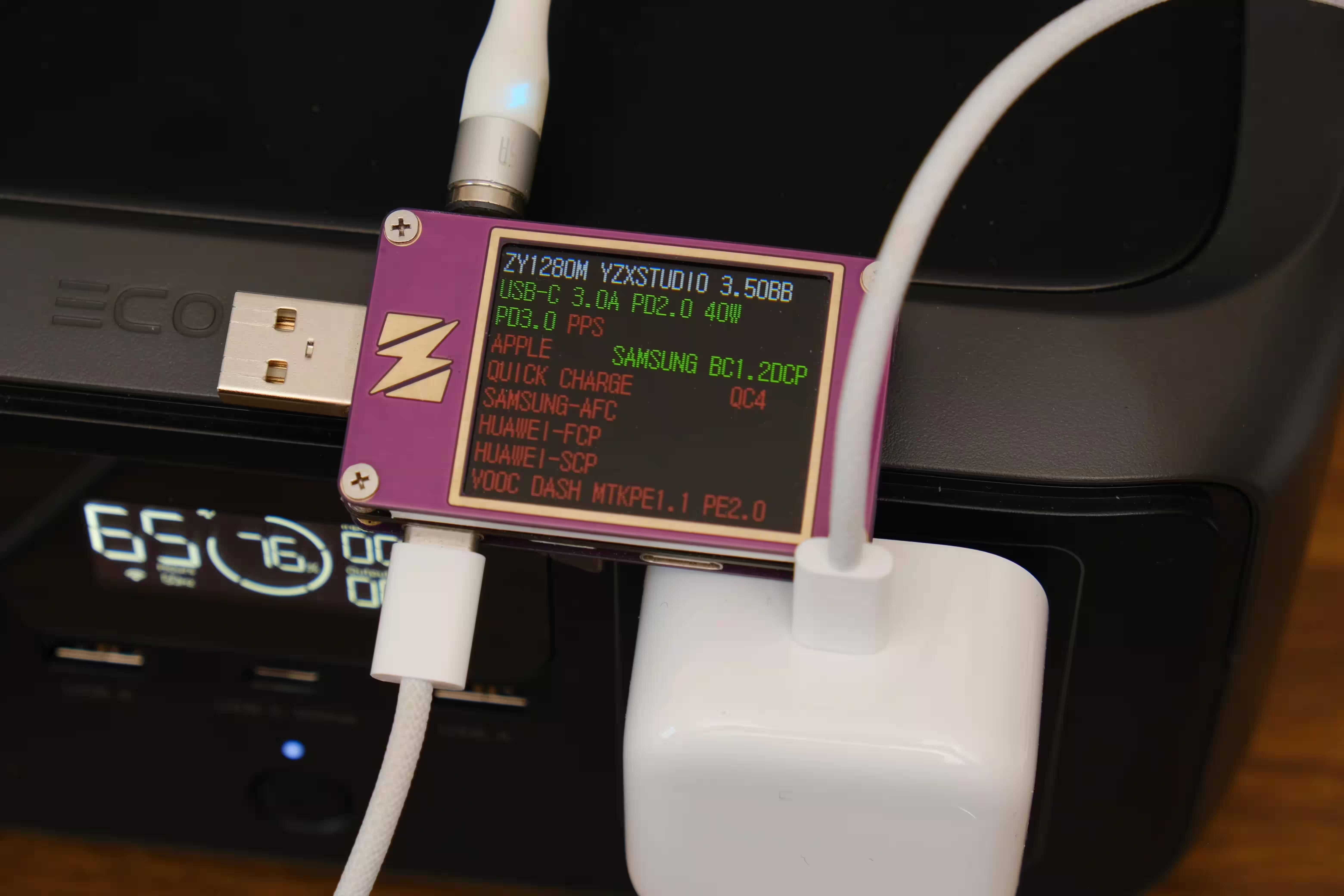 Смартфон Xiaomi 15T и его экран с приложениями