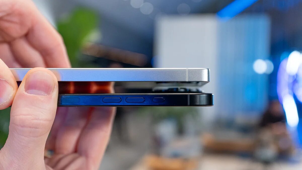 iphone 17 pro max may prove that galaxy s26 ultra would be better off with the same battery