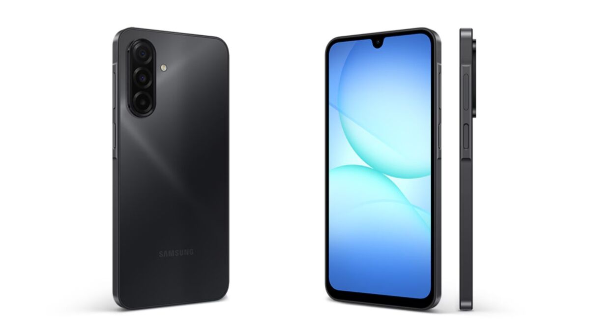 Задняя панель Samsung Galaxy A17 4G с тройной камерой и логотипом на черном фоне