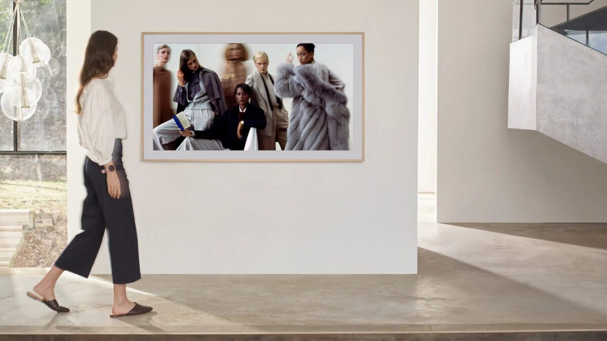 samsung tvs get 20 pieces of vogues iconic art collection 1200x675 1