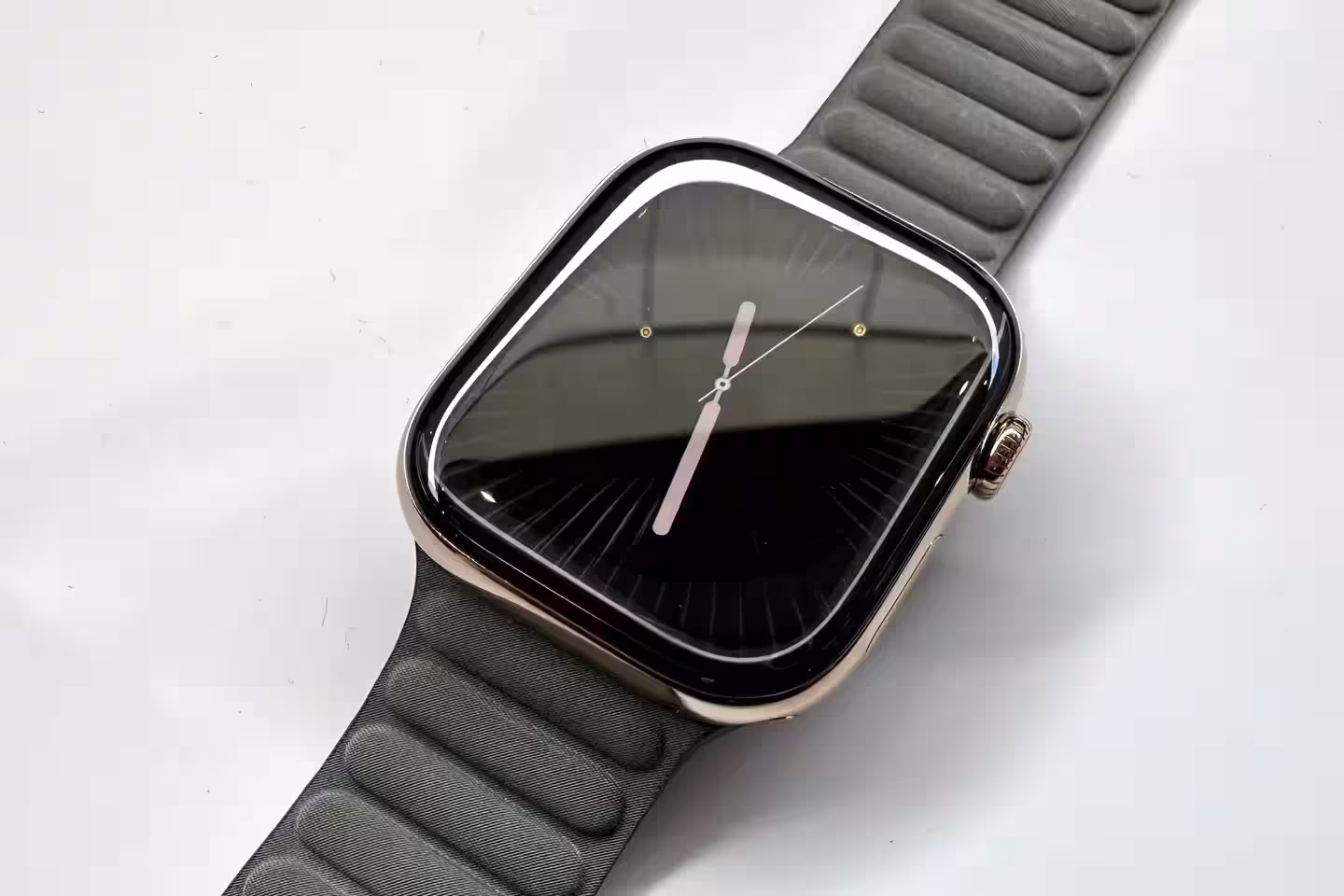 Apple Watch получат уведомления о гипертонии 15 сентября