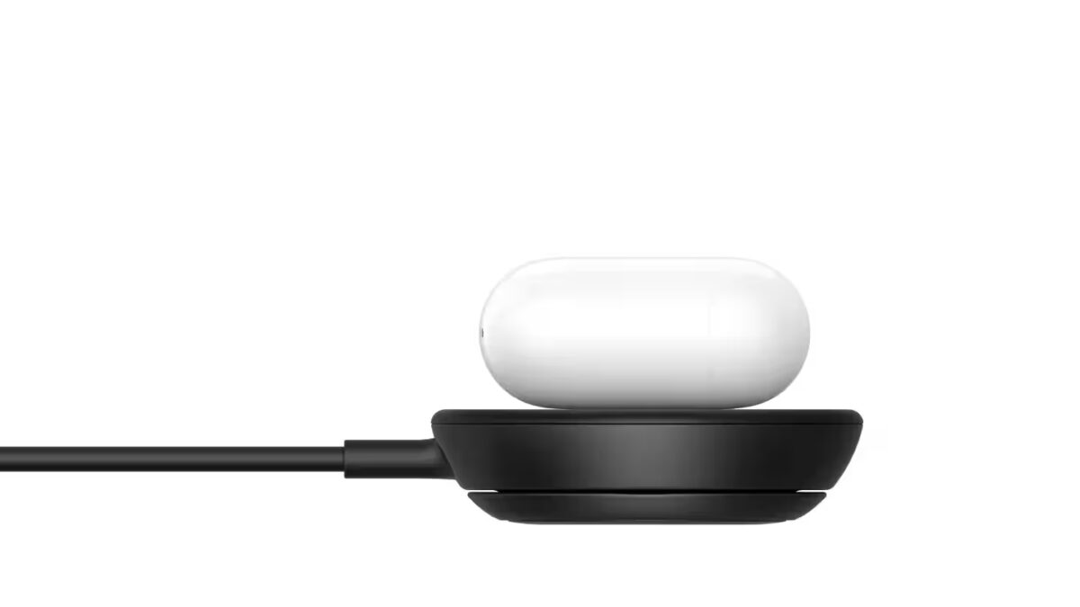 IFA 2025: Belkin представил UltraCharge Magnetic Charger с подставкой и охлаждением 5 wia014 ultracharge magnetic charger 2.jpg