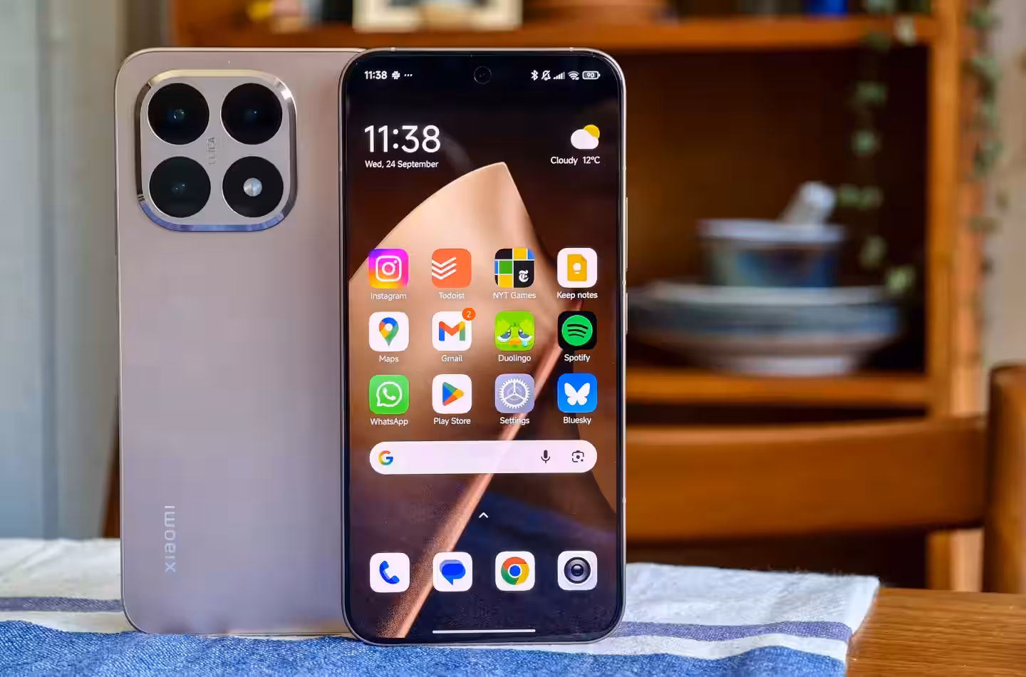 IFA 2025: Belkin представил UltraCharge Magnetic Charger с подставкой и охлаждением 4 xiaomi 15t pro 5.jpg 1