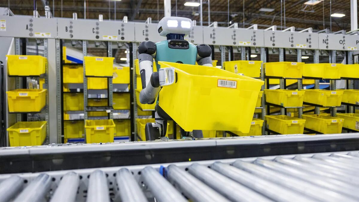 amazon robot.jpg