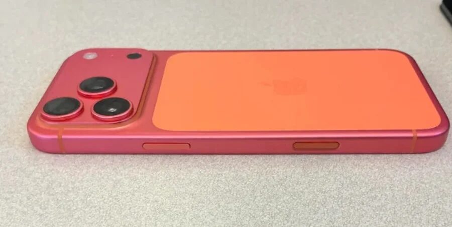 Владельцы оранжевого iPhone 17 Pro жалуются на внезапное изменение цвета корпуса 8 iphone 17 pro discoloration