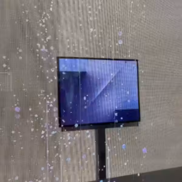 samsung galaxy z trifold showcase