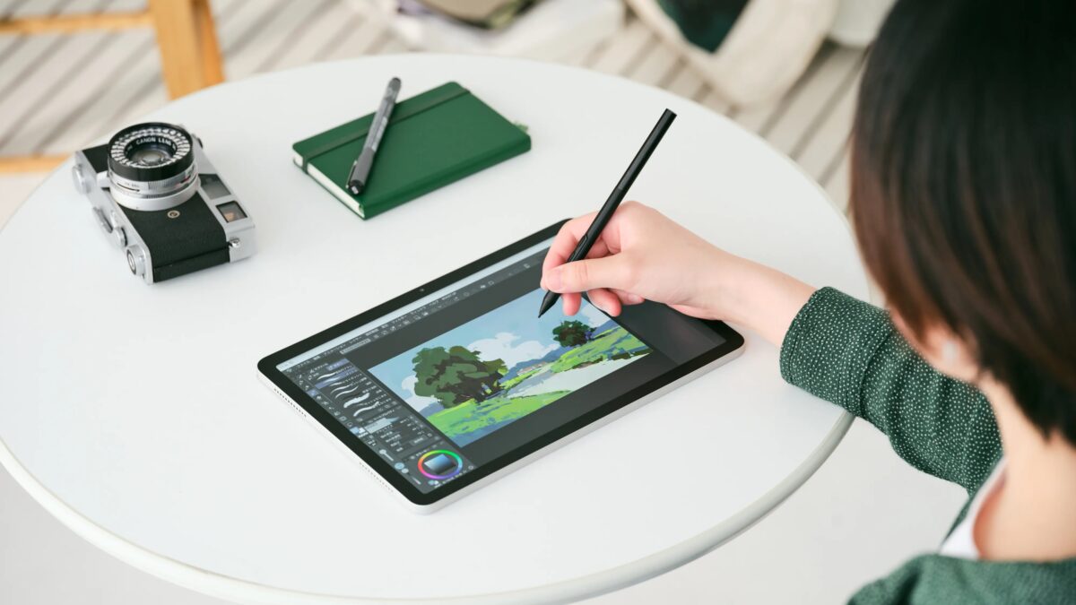 wacommovinkpad in use 2506110485