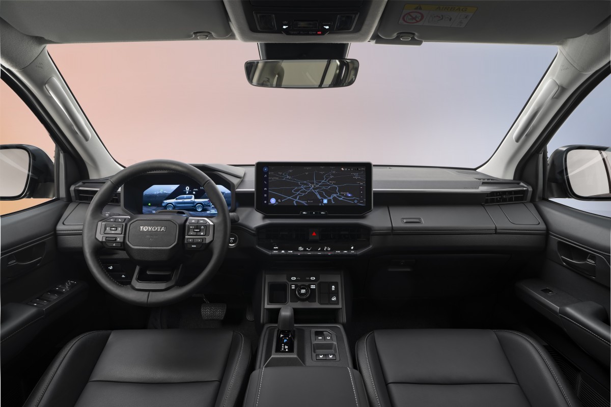 Toyota представила первый электрический Hilux 3 Интерфейс салона Opel Astra с большим дисплеем