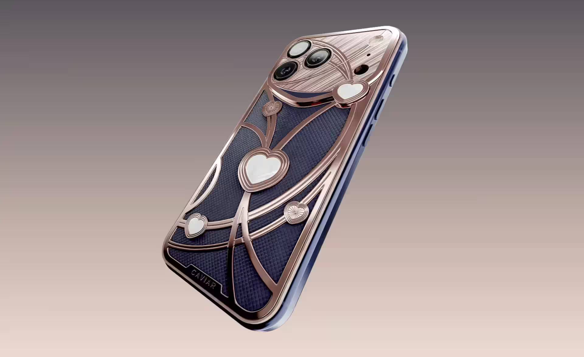 Caviar представила коллекцию Secret Love 2025 для iPhone 17 Pro 4 Айфон 17 Про с украшением из золота и сердечками