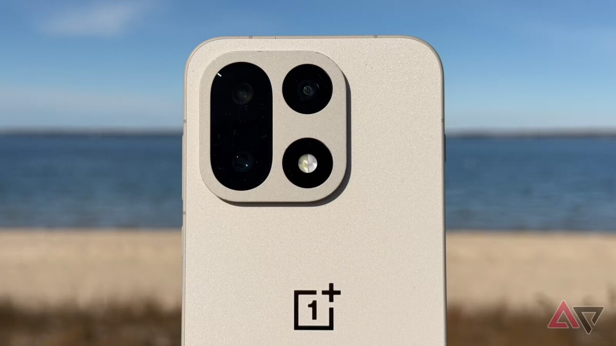 OnePlus 15R станет первым смартфоном с чипом Snapdragon 8 Gen 5 1 img 1066