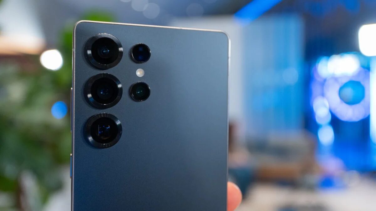 samsungs galaxy ultra phones seem ready to break the 5000 mah barrier