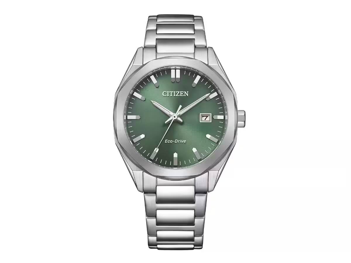 Citizen выпустила часы Eco-Drive BM7620-83Y с тёмно-зелёным циферблатом 1 Часы Citizen Eco-Drive BM7620-83Y с зелёным циферблатом и металлическим браслетом сбоку