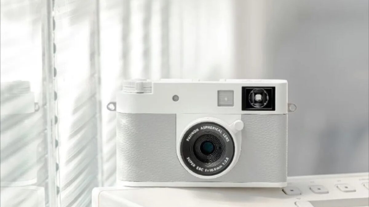 fujifilm x half278 q82 w h1600
