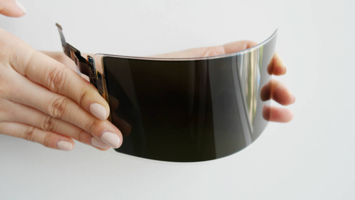 newly developed samsung unbreakable oled display