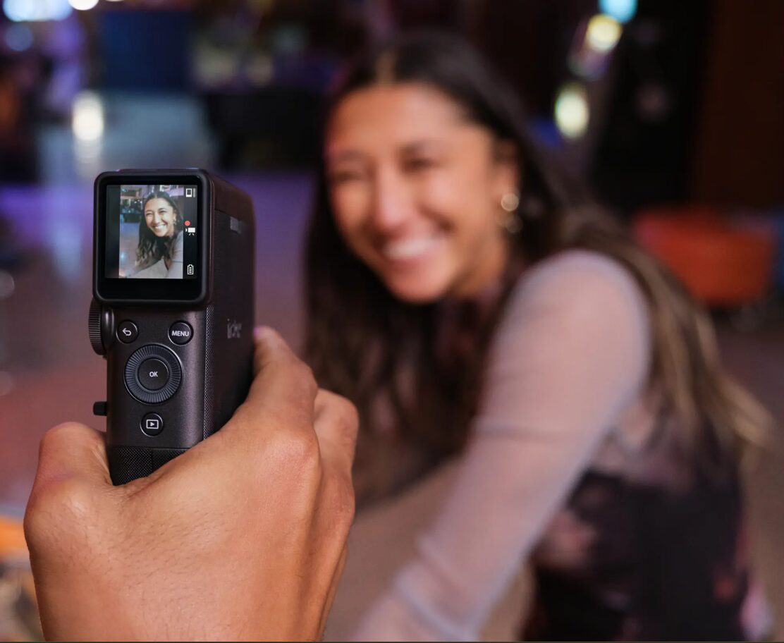 Fujifilm instax mini Evo Cinema запустили в Индии: гибридная камера с видео и эффектами разных эпох 6 screenshot 2026 01 22 084756