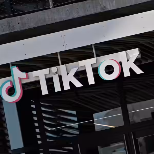 tiktokdealcolumn 2207896917.jpg