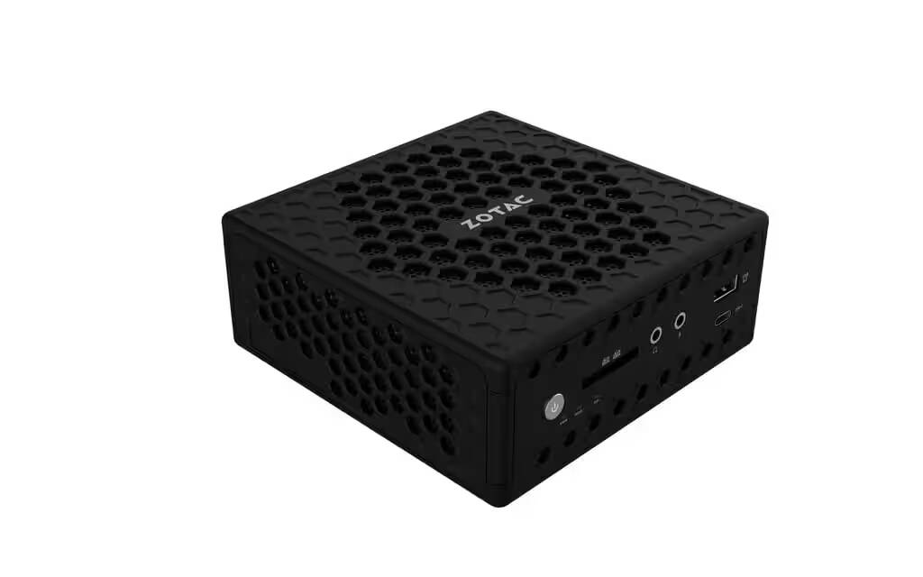 Zotac представила ультракомпактный мини-ПК Zbox CI360 nano для базовых задач 2 Черный мини-ПК Zotac Zbox CI360 nano сверху с вентиляционной решеткой