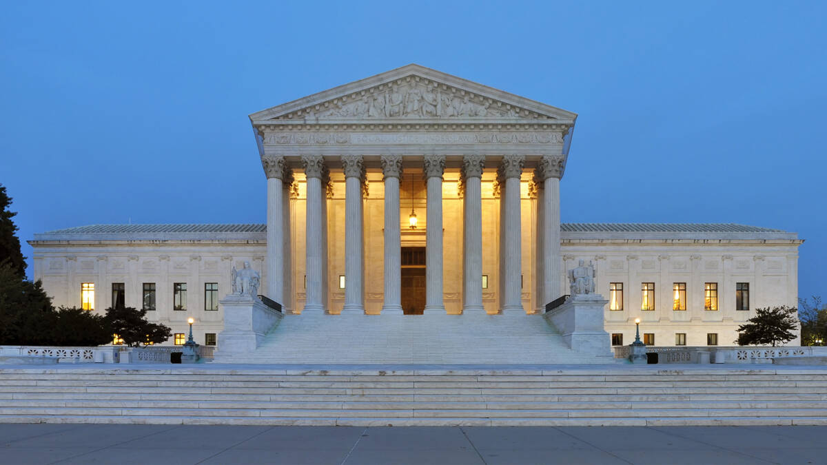 Apple снова под угрозой пошлин после решения Верховного суда 1 apple faces new tariffs after supreme court ruling strikes down the old ones