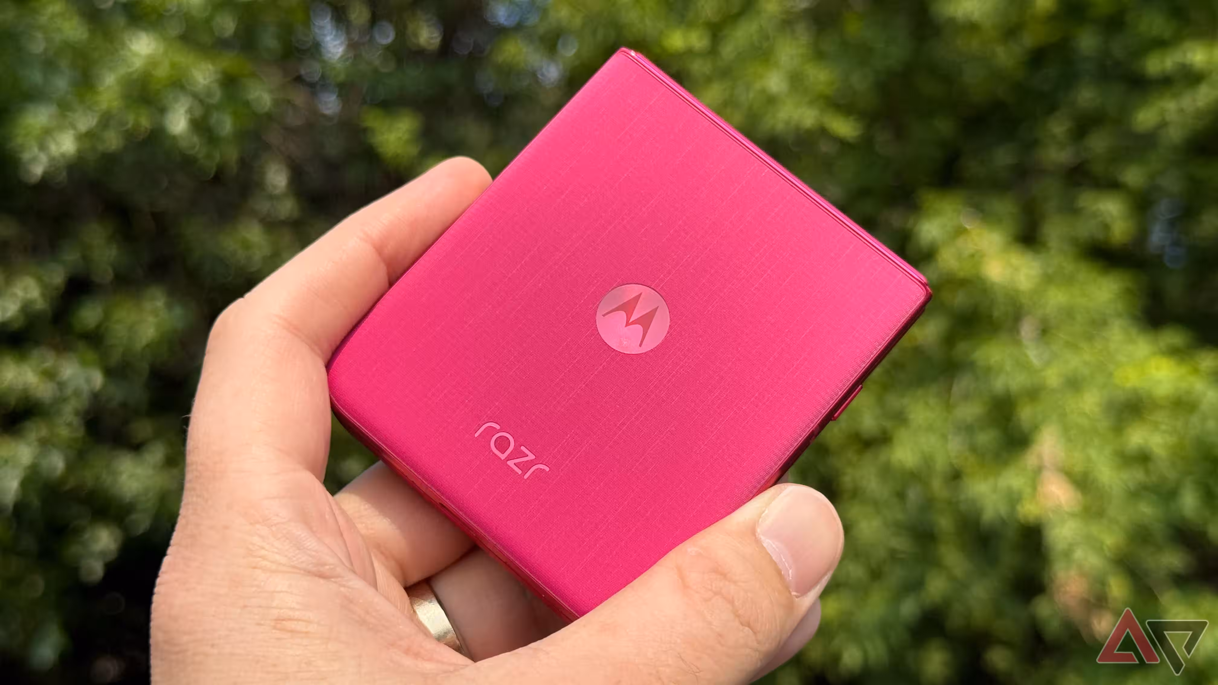 Motorola не обязана обгонять Samsung — ей нужно помнить, зачем её покупают 5 img 0401