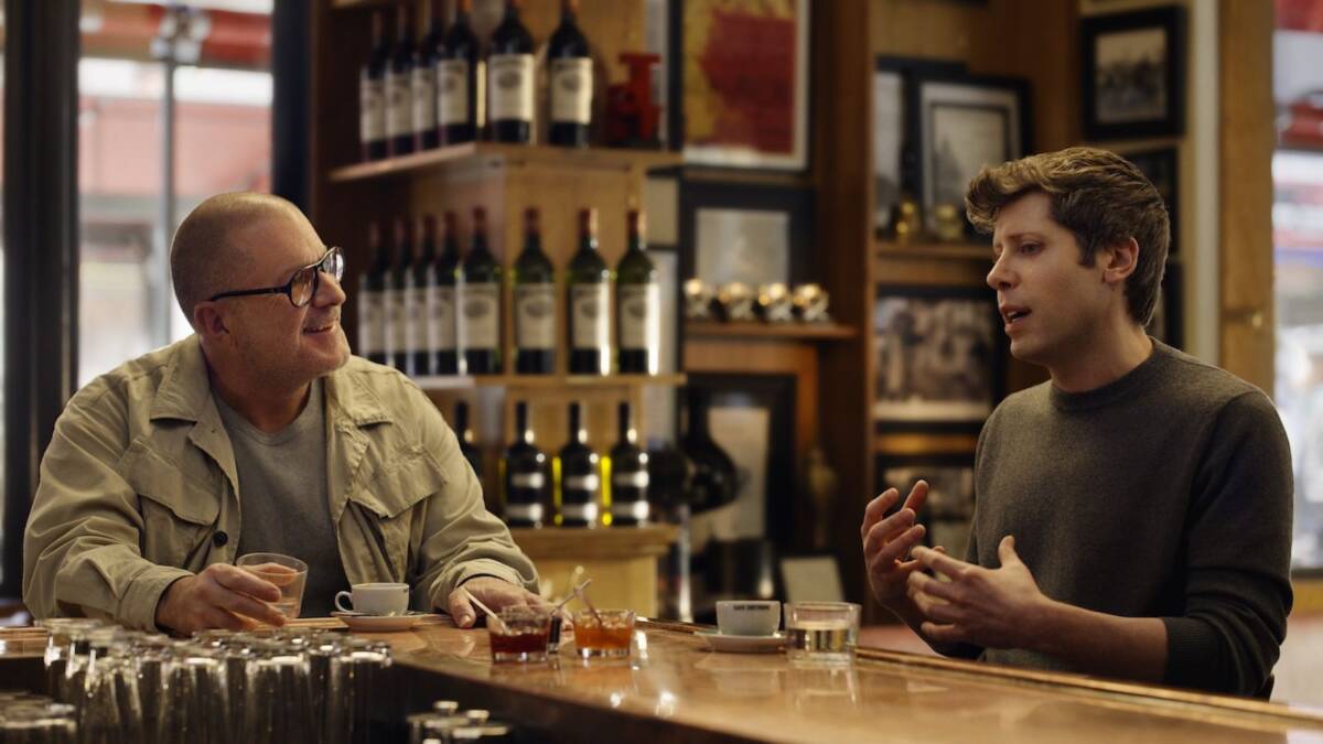 Умная колонка OpenAI с камерой от Джони Айва выйдет в 2027 1 jony ive sam altman