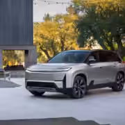 toyota highlander ev