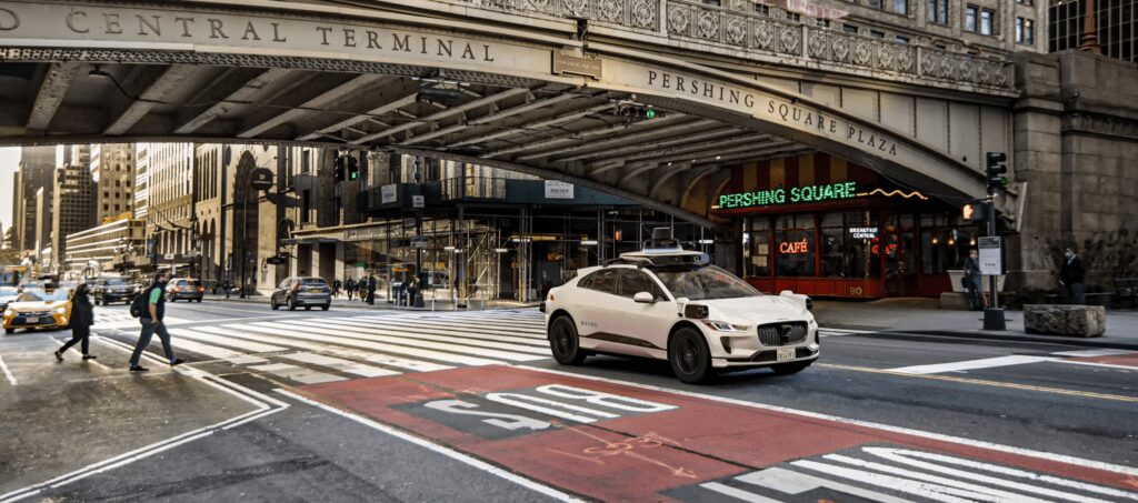 waymo in new york city 1024x453 1