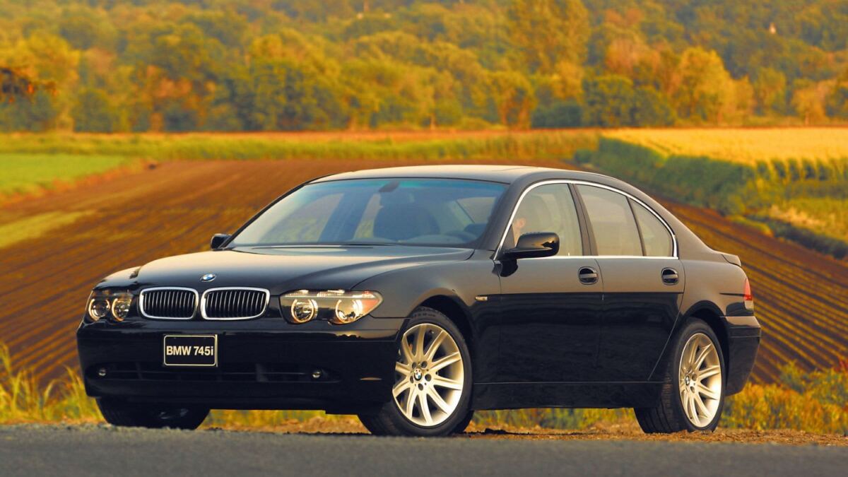 25 лет BMW 7 серии E65: революционный дизайн и технологические новшества 10 25 лет BMW 7 серии E65: революционный дизайн и технологические новшества