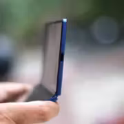 Samsung поставит 20 миллионов складных экранов для первого iPhone с гибким экраном