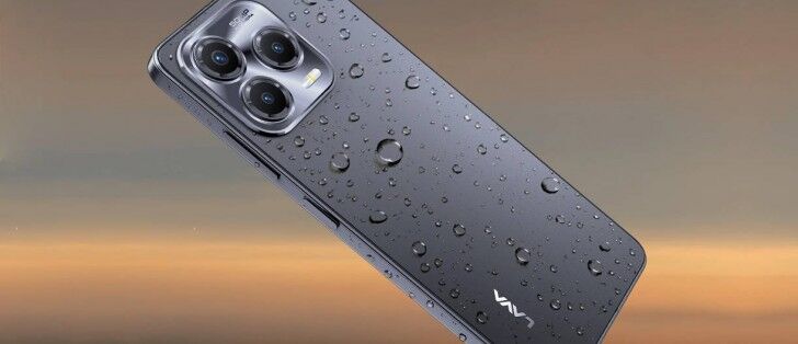 Лави Bold N2 Pro с дождевыми каплями на корпусе