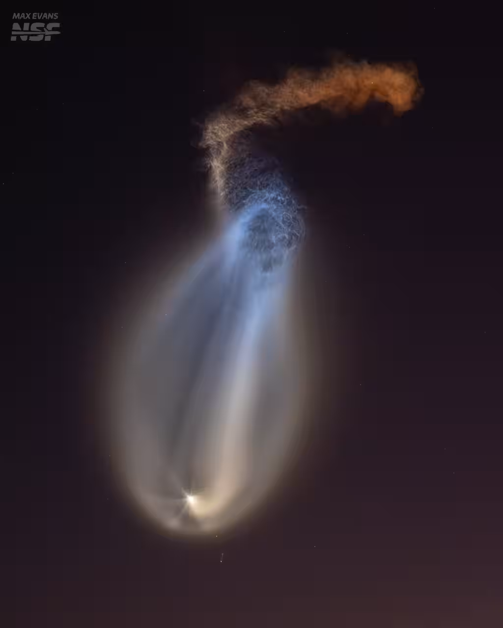 Медузоподобное формирование спутников Starlink при запуске Starlink 10-40