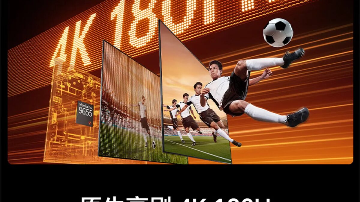 Телевизор Hisense E7S Pro RGB Mini LED с изображением футбольного матча