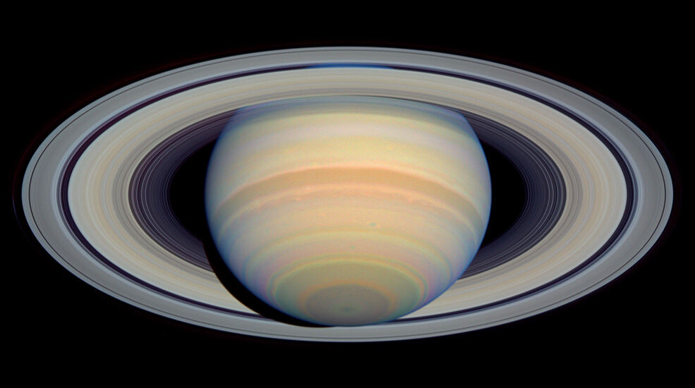 У Сатурна обнаружили 11 новых лун — теперь всего 285 спутников