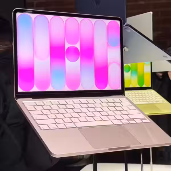 macbook neo cena rossiya avtonomiya