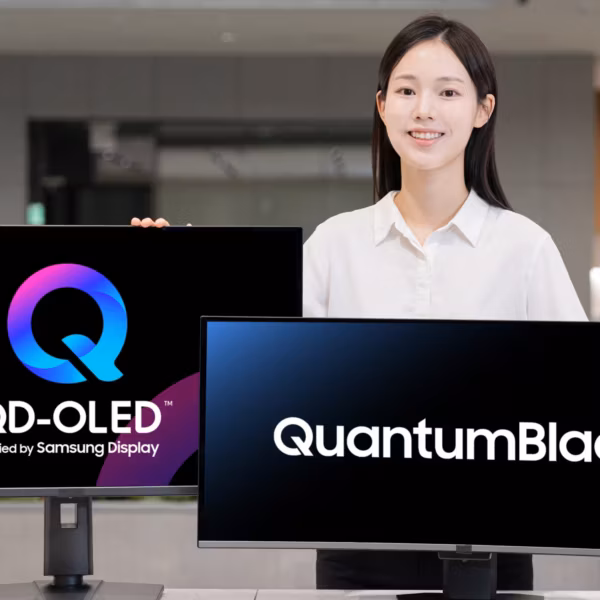 дисплей Samsung QD-OLED с логотипом QuantumBlack
