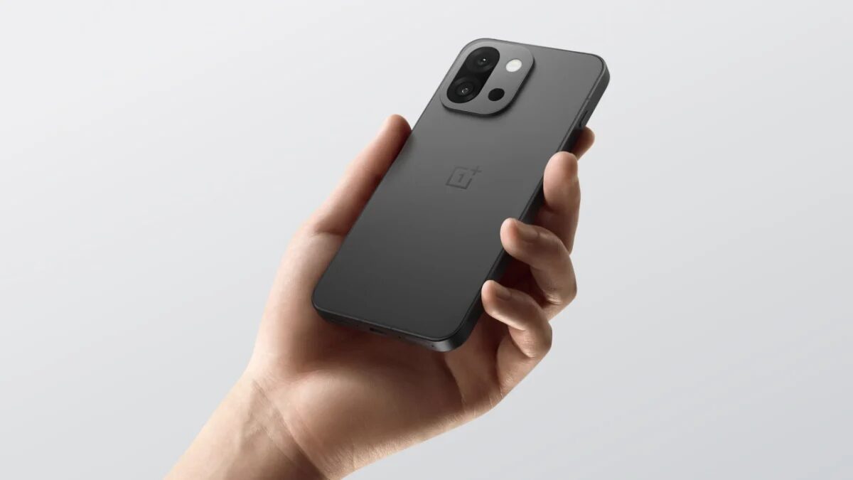 Обновление OxygenOS 16.0.5.700 вышло для OnePlus 15 и 13s с мартовским патчем безопасности 2026