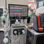 rosteh zapuskaet apparat ivl mobivent ultra dlya novorozhdennyh