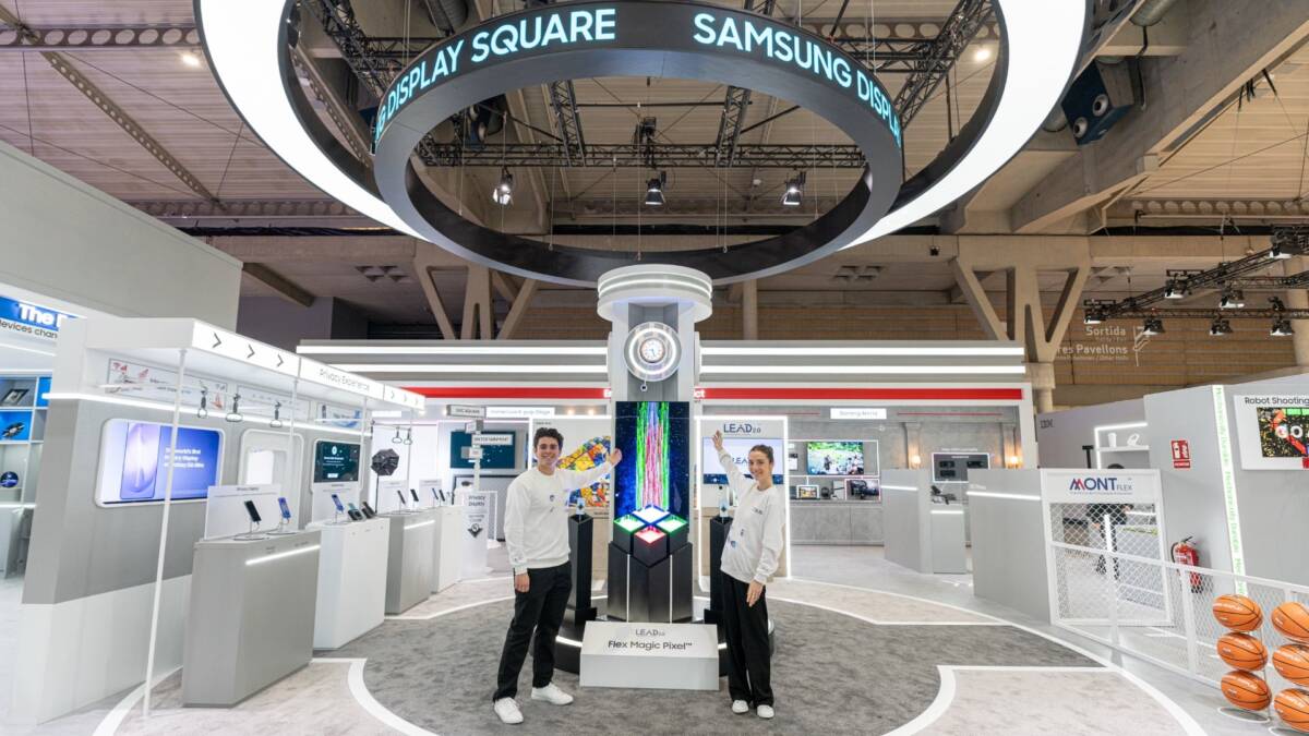 samsung display square booth mwc 2026