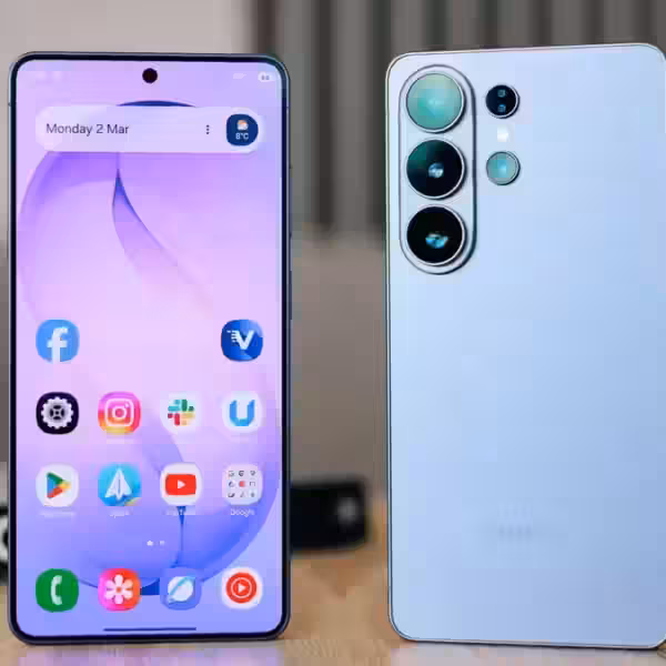 samsung galaxy s26 ultra review private by design familiar by default