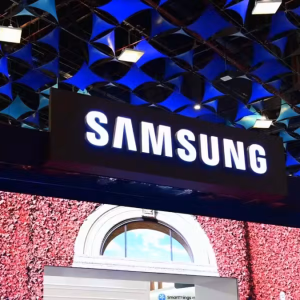 Samsung готовится к массовому выпуску OLED-экранов для MacBook Pro