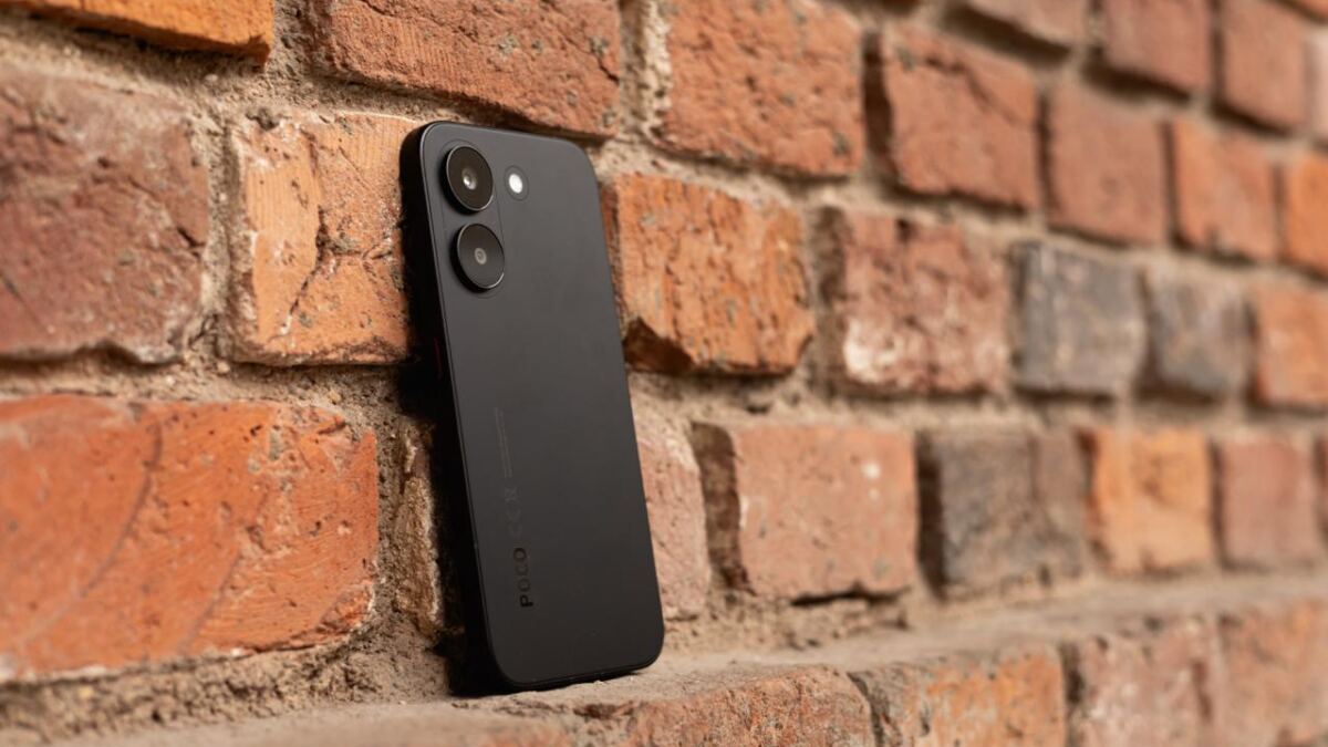 v rossii startovali prodazhi poco x8 pro s chipami dimensity 9500s i 8500 ultra