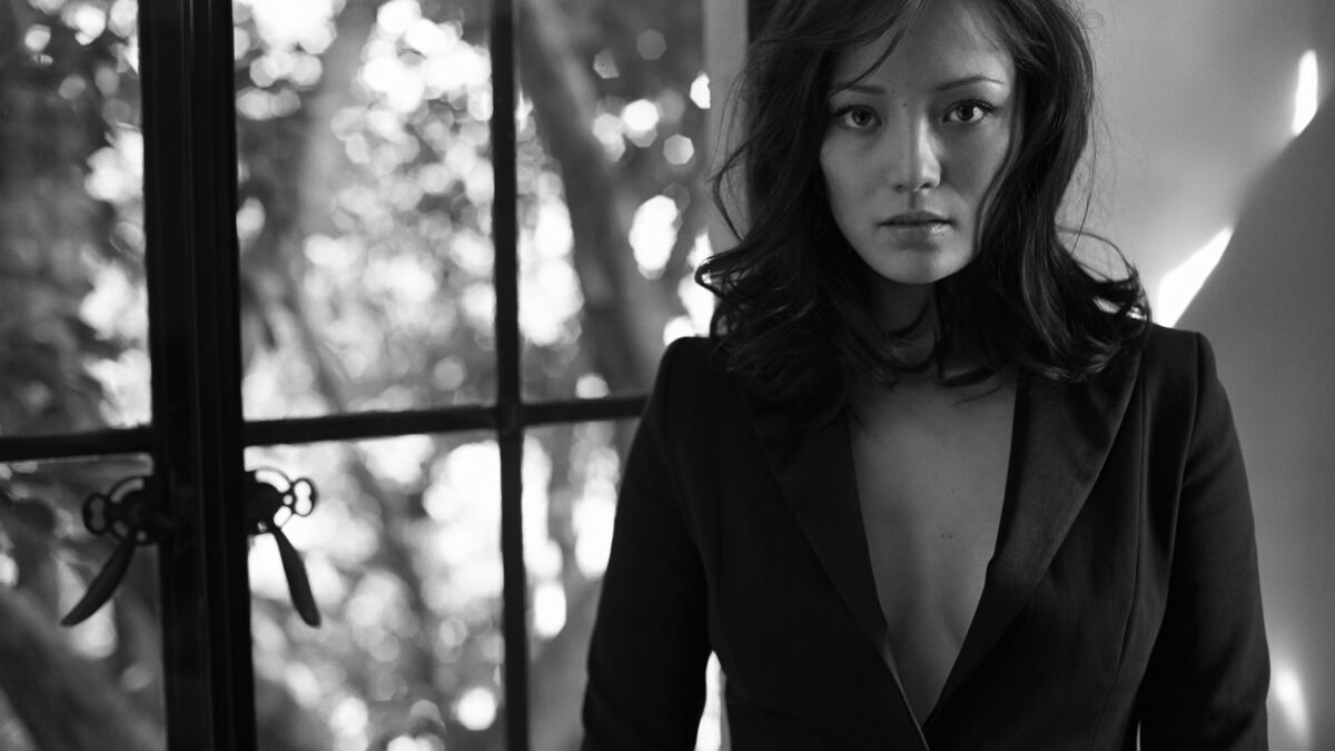 От Арракиса до Готэма: 15 образов актрис, покоривших фантастику 51 vzgliad makiiazh aktrisa pom klementieff pom klementeff figu