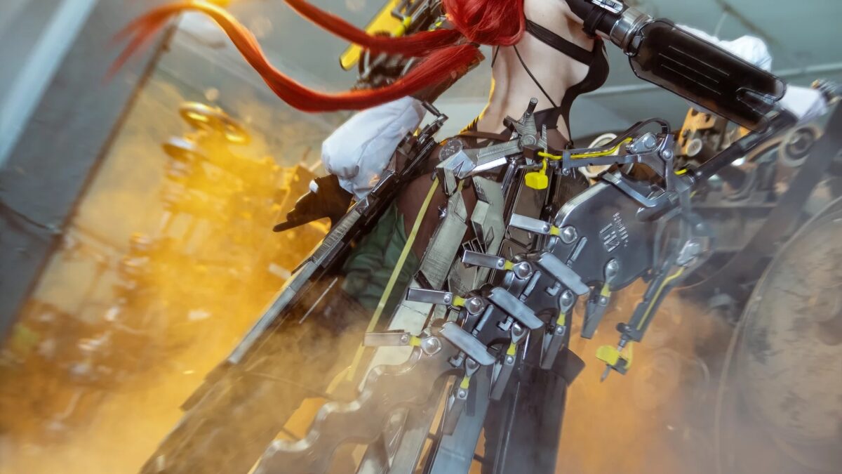 Коспейд персонаж из Arknights Endfield в доспехах