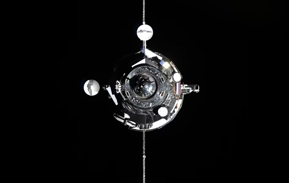 Прогресс МС-34 космический аппарат в космосе