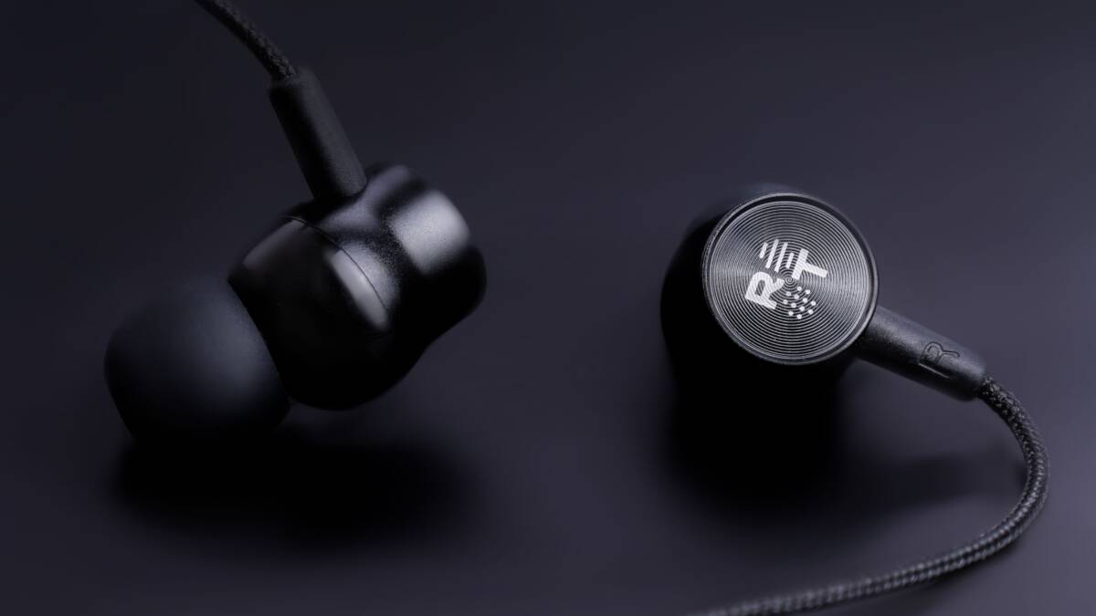 Наушники Radiotehnika Комета TB-22C черные с кабелем