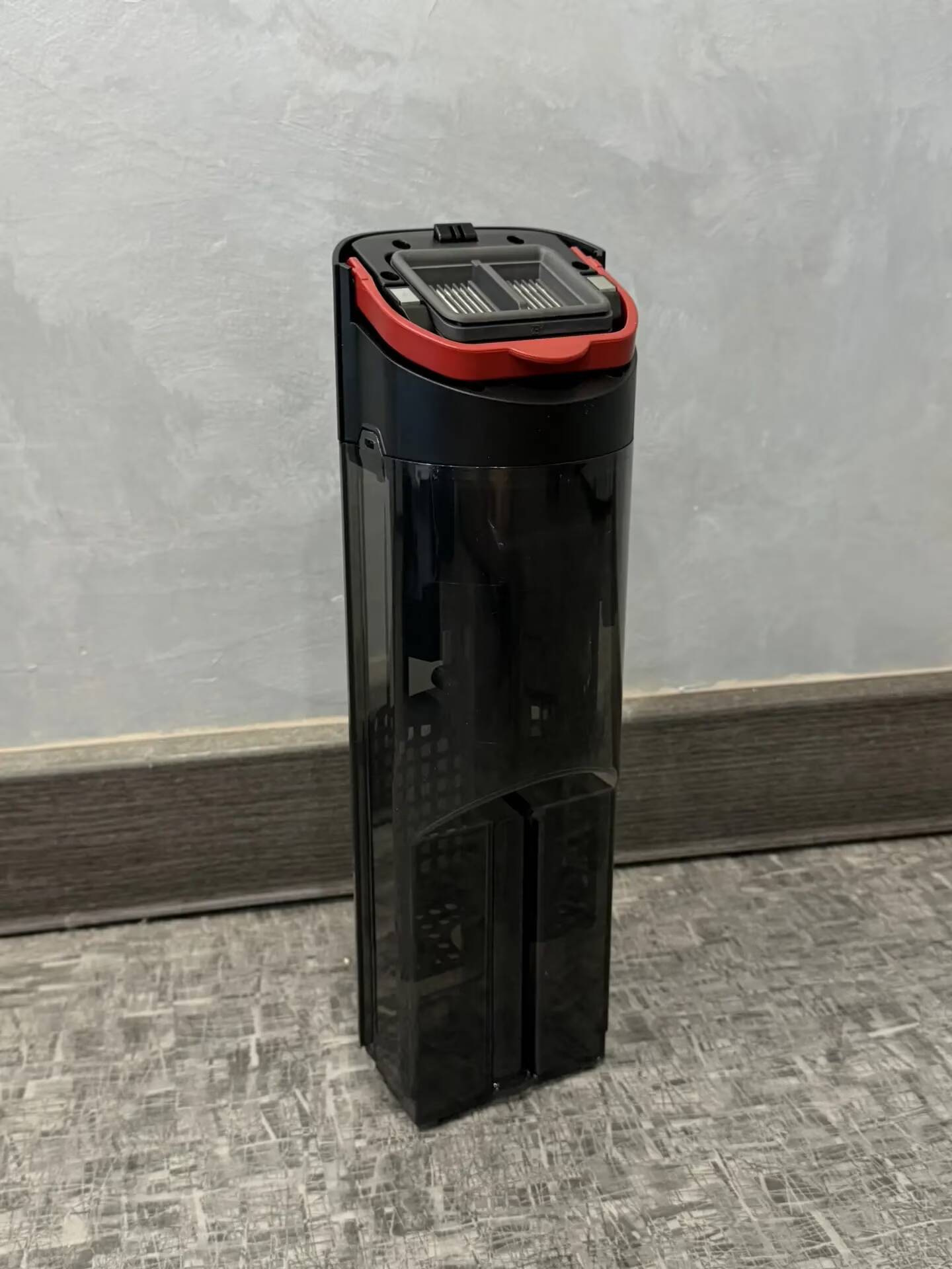 пылесос Dreame G12S Pro черный с красной окантовкой