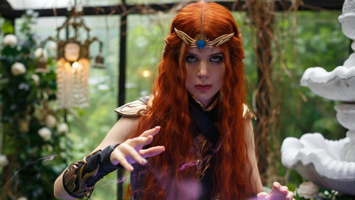 Косплей Чародейки из Baldurs Gate 3 от Aneli Art