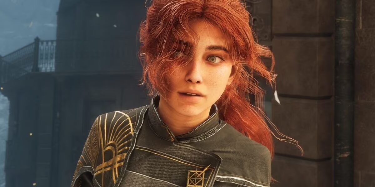 Героиня из игры Clair Obscur в боевой форме рядом со зданием