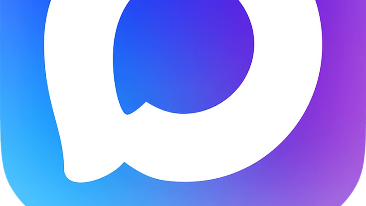 Логотип Cloudflare с градиентным фоном. В центре изображён синий круг