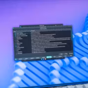 Экран компьютера с настройками CachyOS Linux 7.0 и программным обеспечением