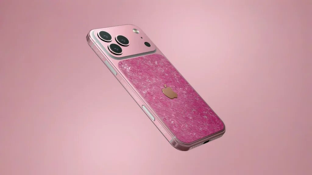 Розовый iPhone 17 Pro Rose Collection с золотым логотипом